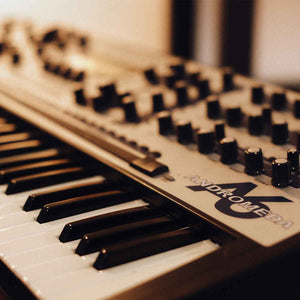 Alesis Andromeda A6 – 16 VOICE Analog Polyphonic Synthesizer (Display)