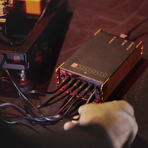 Palmer PWT 06 IEC Universal Pedalboard powersupply with USB