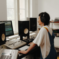 Audio-Technica ATH-R70xa Professional Open-Back Reference Headphones