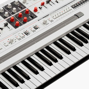 UDO Super Gemini 20-Voice Syntheisizer