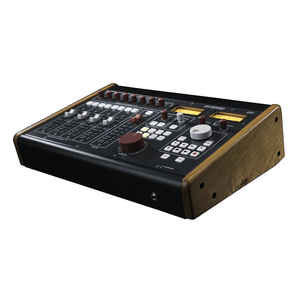 Rupert Neve Designs 5060 Centerpiece with Shelford Blue Faceplate