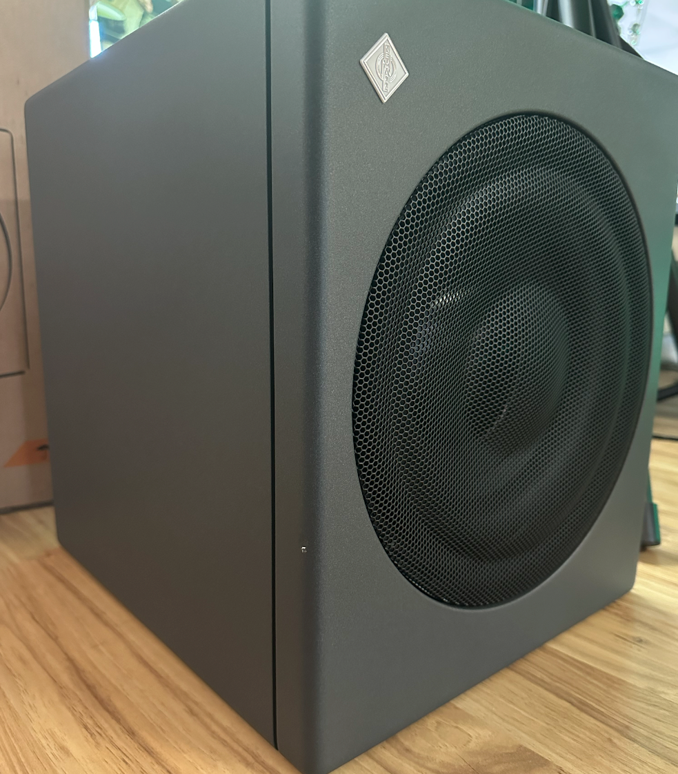 Neumann KH750 DSP Compact DSP-Controlled Subwoofer (Open Box)