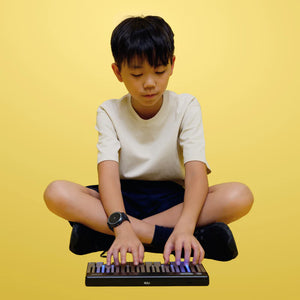 Soundbrenner Spark Smart Watch for Young Musicians - Galaxy Black