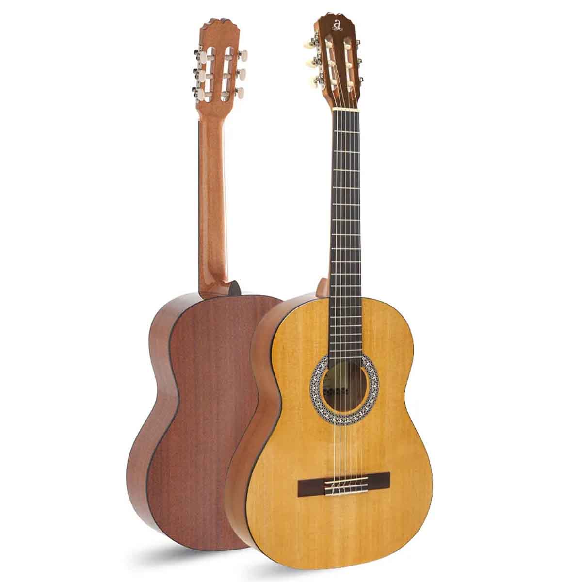 Admira Alba 4/4 Classical Guitar Pack