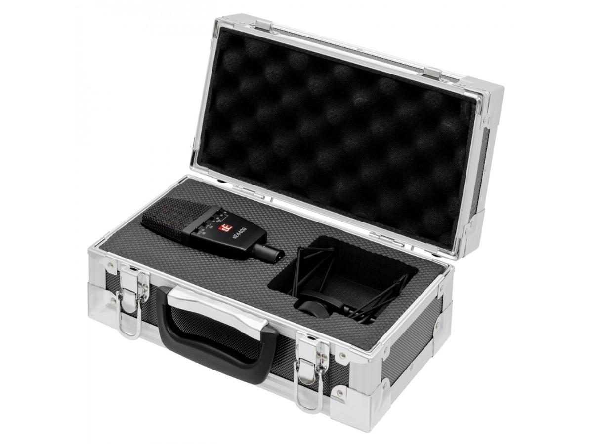 sE Electronics 4400 Multipattern Condenser Microphone