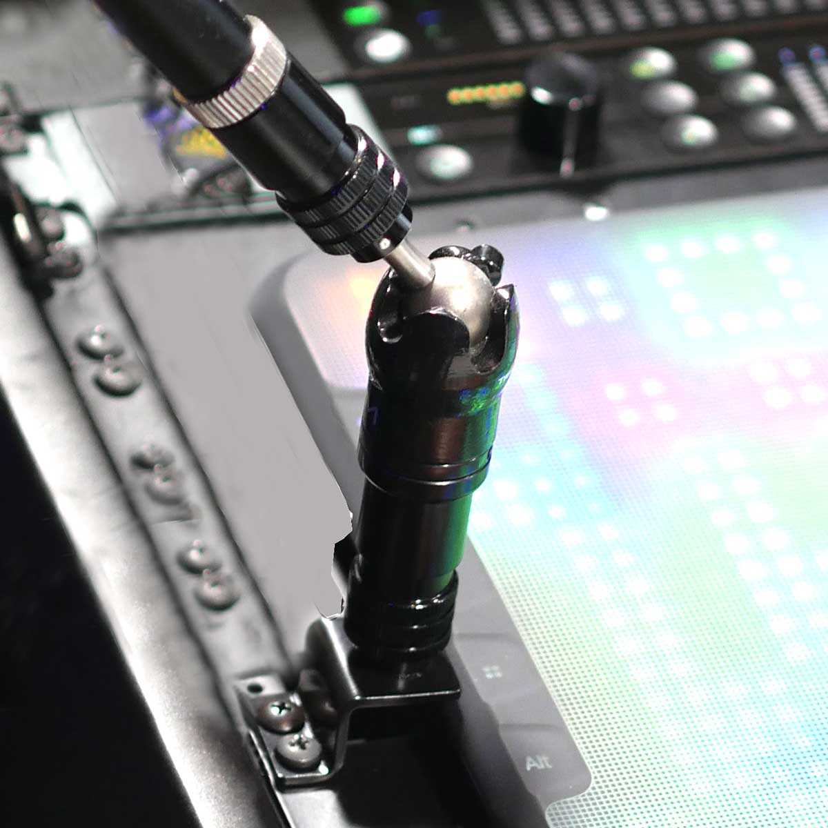 Triad-Orbit IO-RCK IO-Equipped mount for connections to professional 19” equipment rack spaces