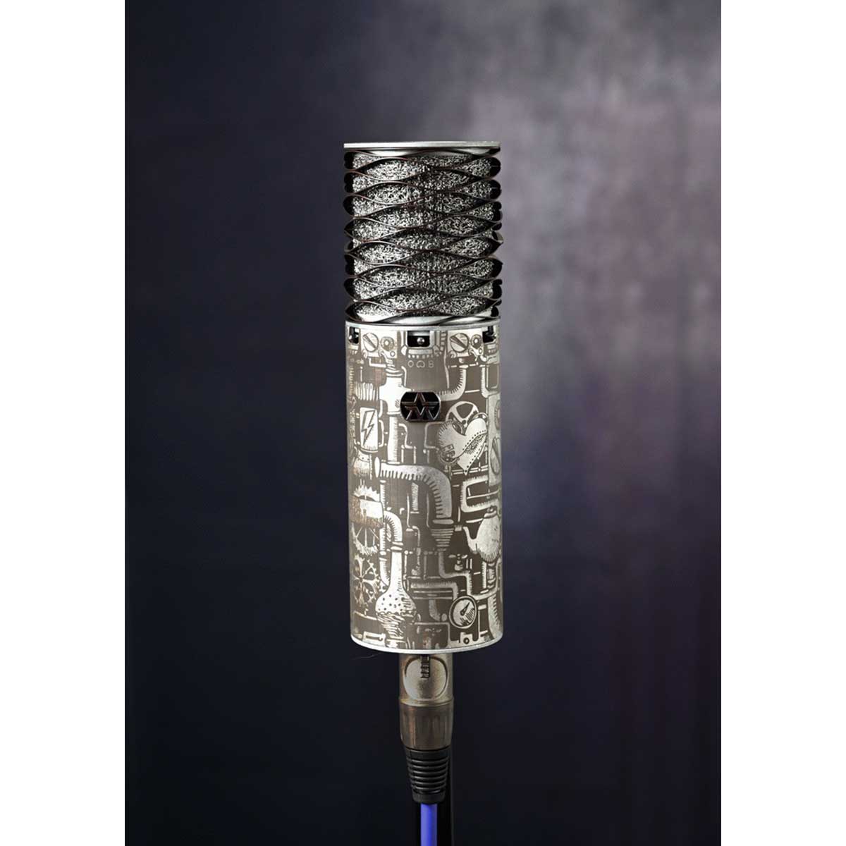 Aston Spirit 5th Anniversary Collector’s Edition