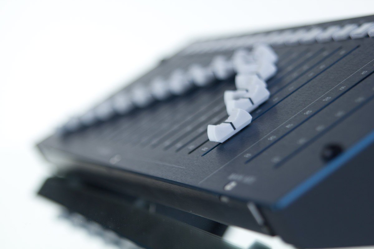 Control Surfaces - Neve AMS 8804 Fader Pack For The 8816 Summing Mixer