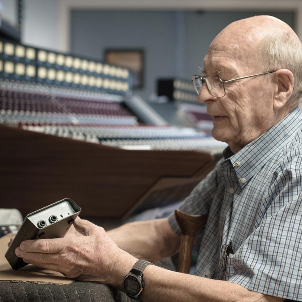 DI Boxes - Rupert Neve RNDI Active Transformer Direct Interface