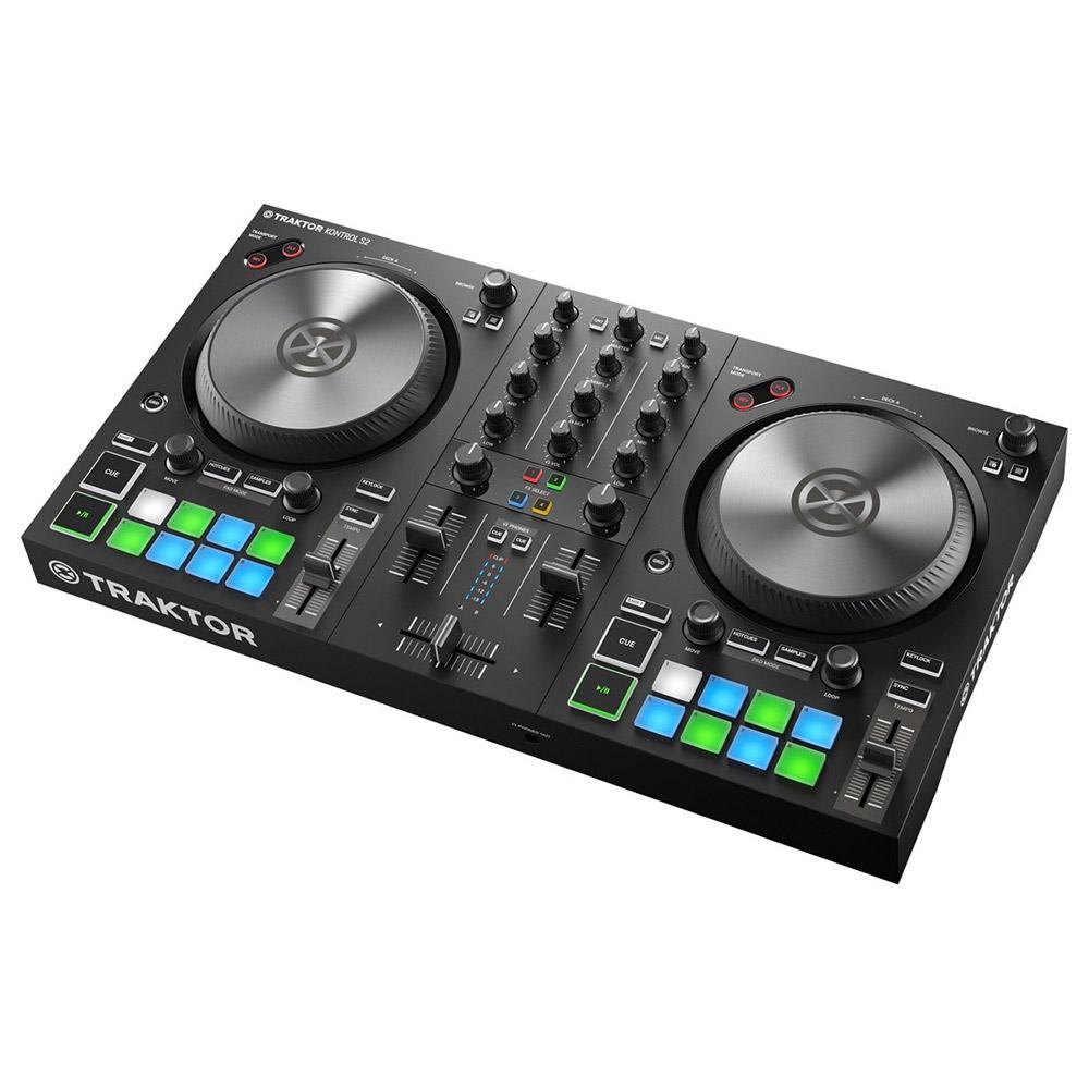 DJ Controllers - Native Instruments Traktor Kontrol S2 MK3 2-channel DJ Controller