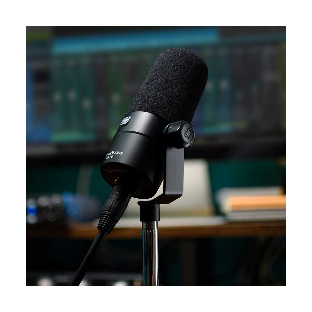 Presonus PD-70 Dynamic Vocal Microphone for Broadcast, Podcasting, and Live Streaming