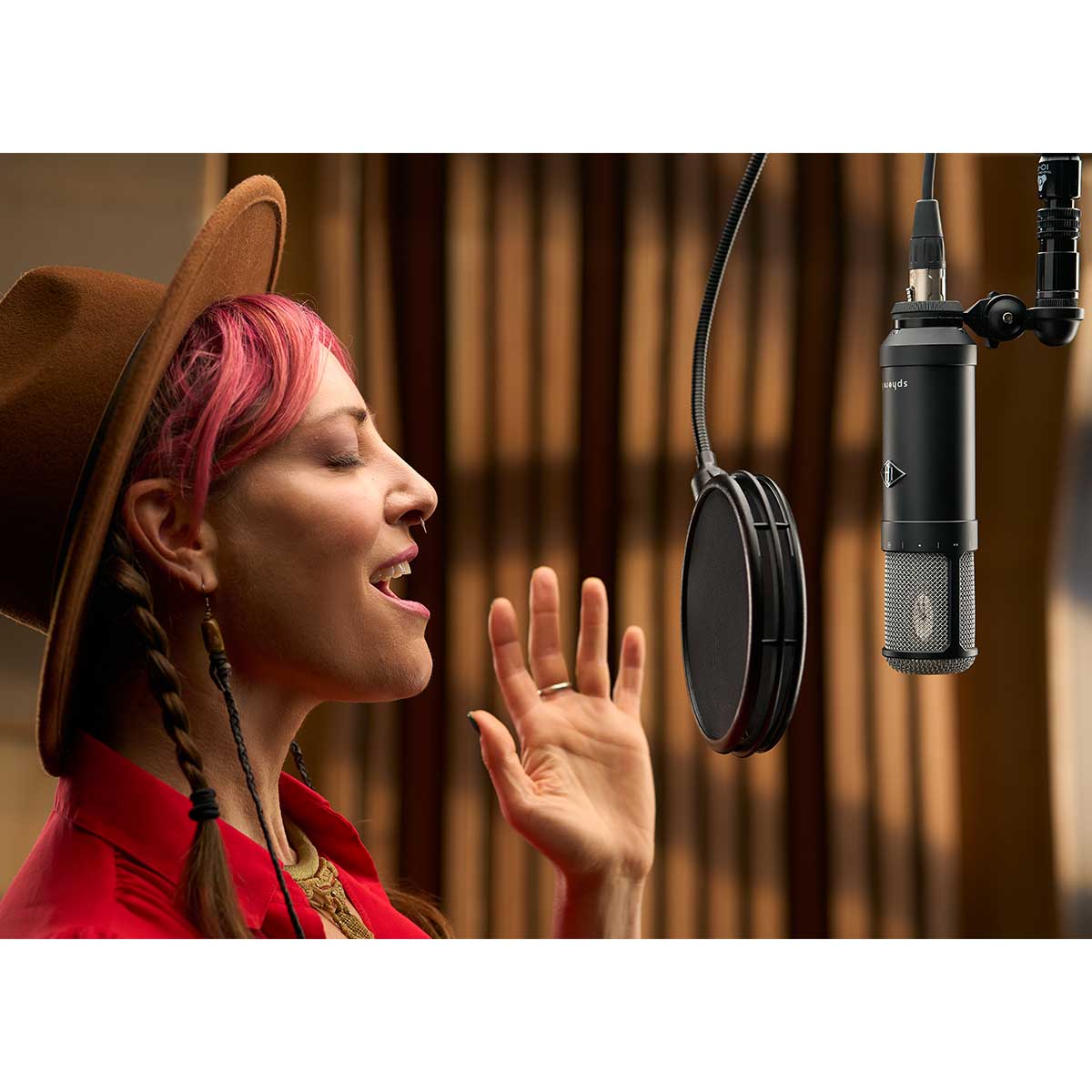 Universal Audio Sphere LX Modeling Microphone