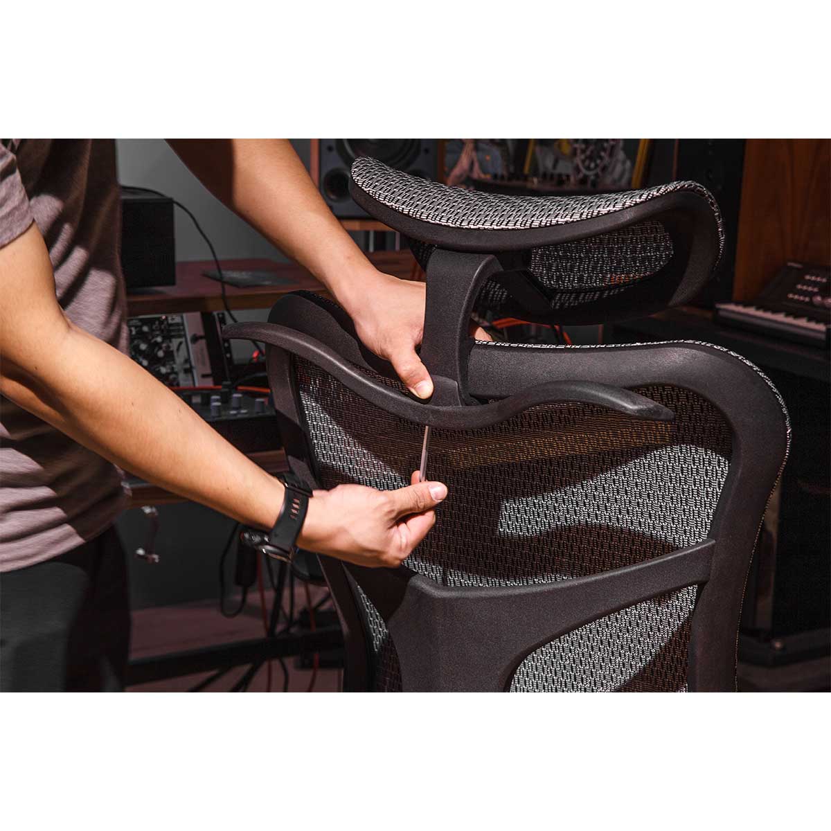 Wavebone Viking Premium Ergonomic Studio Chair